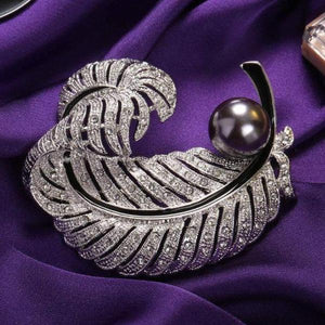 Love Pearl & Feather Brooch